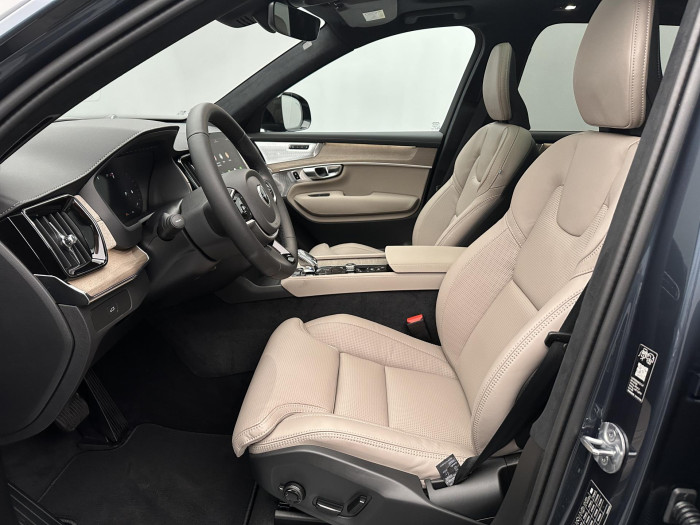 Volvo XC90 B5 AWD AUT DARK ULTRA 7míst