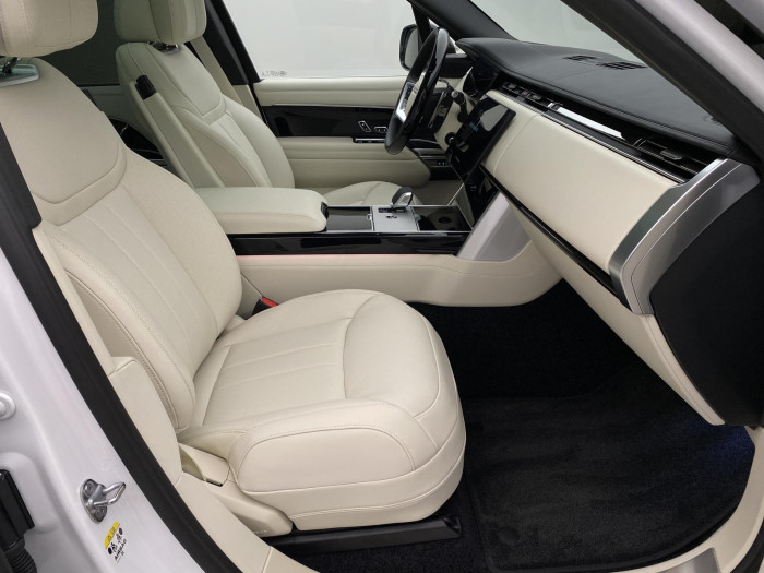 Land Rover Range Rover P530 AUTOBIOGRAPHY REZERVACE