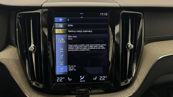 Volvo XC60 B5 AWD INSCRIPTION REZERVACE