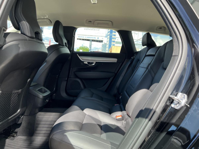 Volvo V90 D4 MOMENTUM POLESTAR Aut CZ 2.0 d Momentum