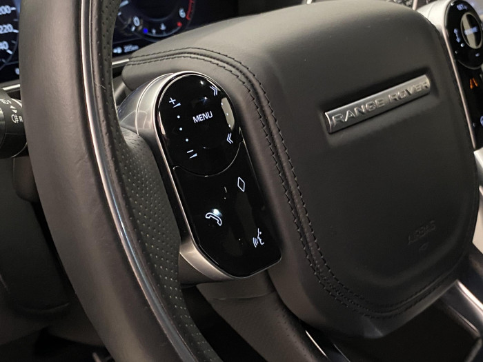 Land Rover Range Rover Sport 3.0 SDV6 REZERVACE