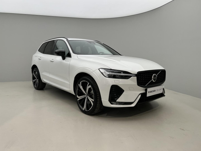 Volvo XC60 B5 AWD ULTIMATE DARK Aut 1.maj