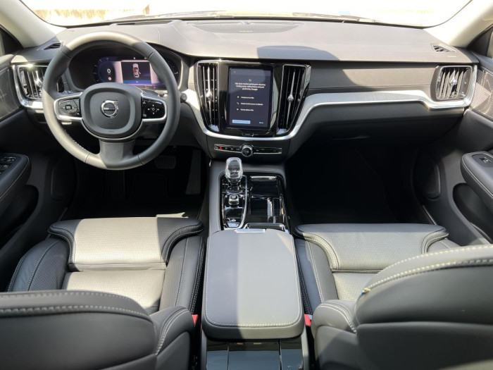 Volvo V60 T6 RECHARGE AWD AUT DARK ULTRA