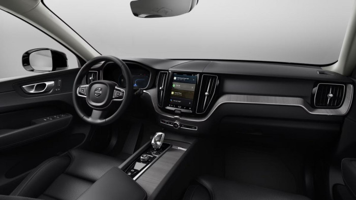 Volvo XC60 B5 AWD AUT DARK PLUS
