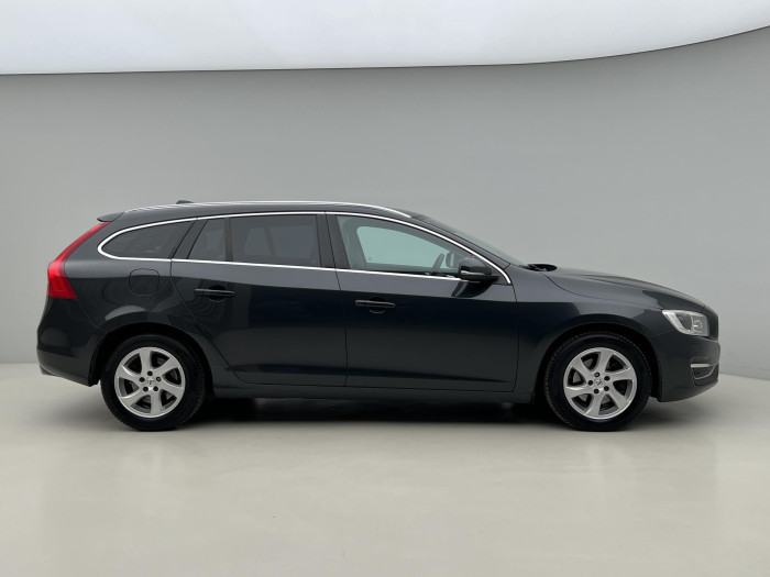 Volvo V60 D4 SUMMUM AUT 2.0 d Summum