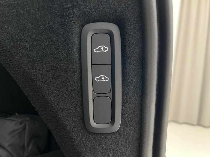 Volvo XC90 B5 AWD DARK PLUS AUT