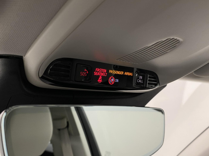 Volvo XC60 T5 AWD MOMENTUM AUT CZ 2.0 Momentum