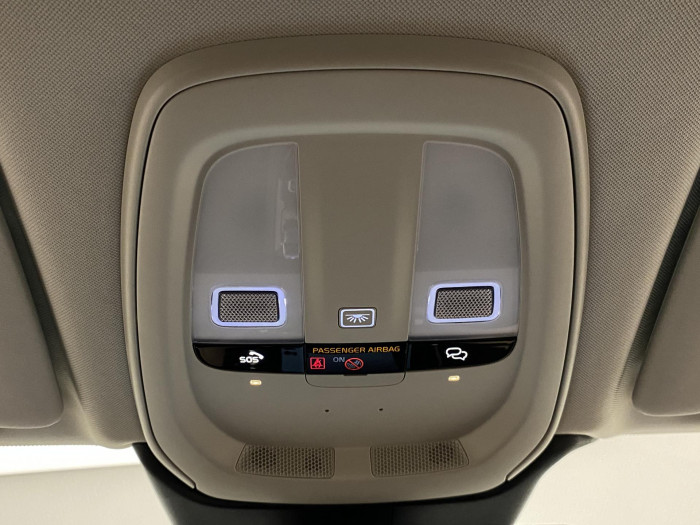 Volvo XC60 B5 AWD AUT DARK PLUS