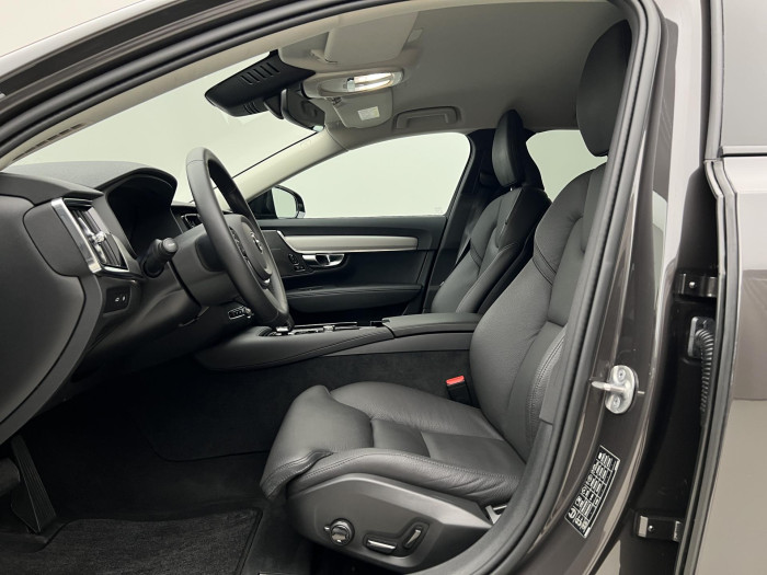 Volvo V90 T6 AWD RECHARGE PLUS DARK AUT