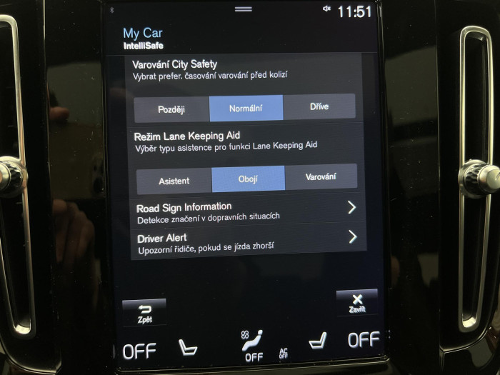 Volvo XC40 T3 R-DESIGN