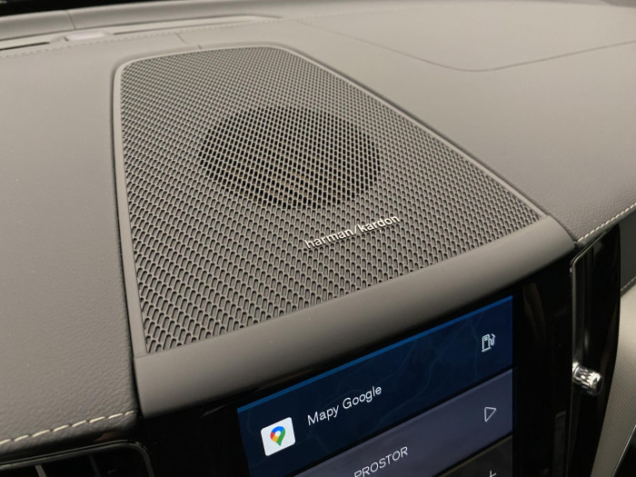 Volvo XC60 B5 AWD PLUS BLACK EDITION AUT