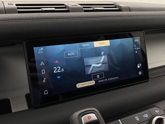 Land Rover Defender 110 D250 S AWD AUT CZ 7míst 3.0 d