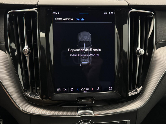 Volvo XC60 B4 AWD R-DESIGN AUT