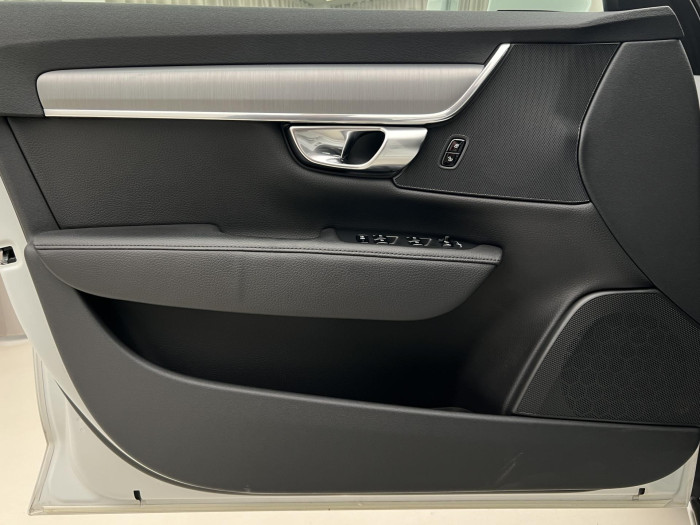 Volvo S90 T4 MOMENTUM AUT 2.0 Momentum