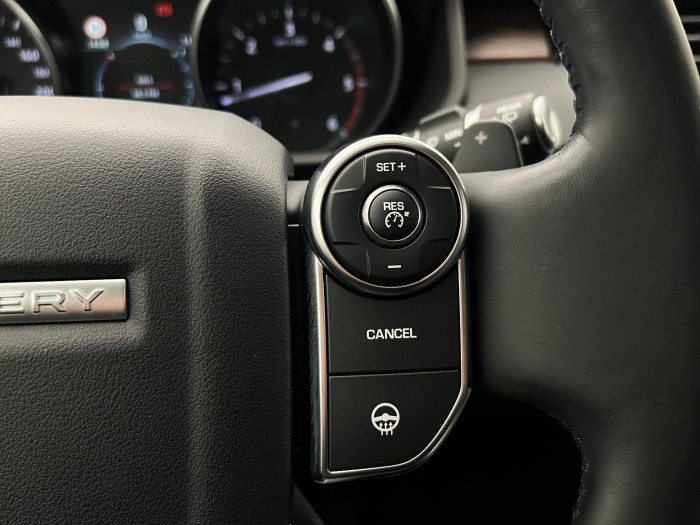 Land Rover Discovery 3.0 TDV6 HSE AWD AUT CZ