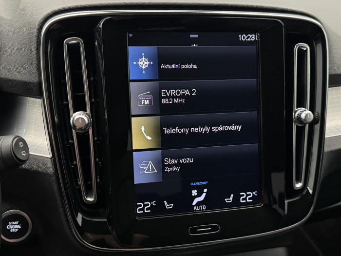 Volvo XC40 T4 MOMENTUM PRO AUT CZ 2.0 Momentum