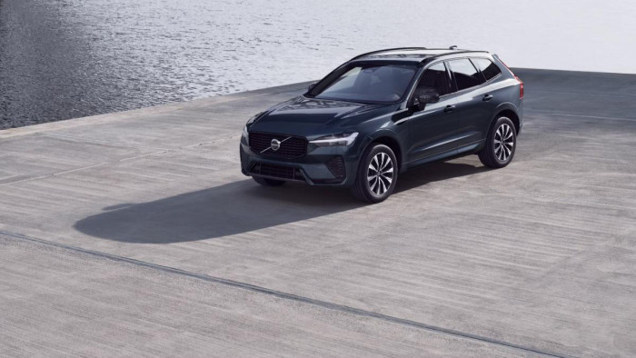 Volvo XC60 B5 AWD AUT DARK PLUS