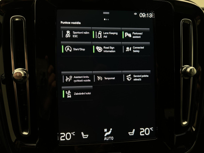 Volvo XC40 T3 MOMENTUM 1.maj. 1.5 Momentum