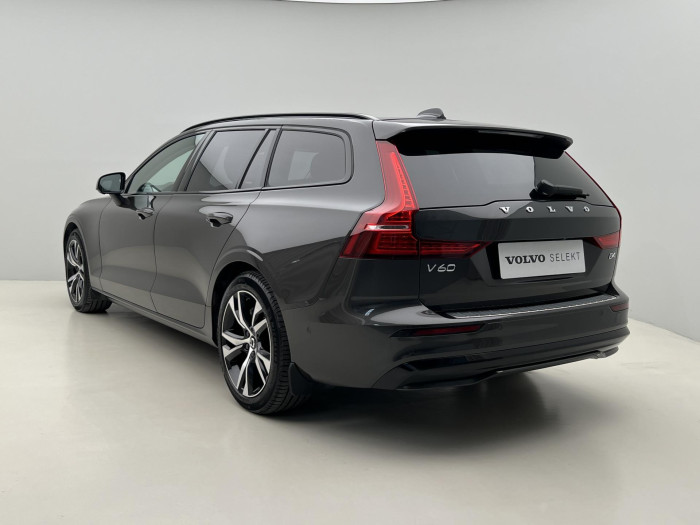 Volvo V60 B4 PLUS DARK AUT 1.maj.