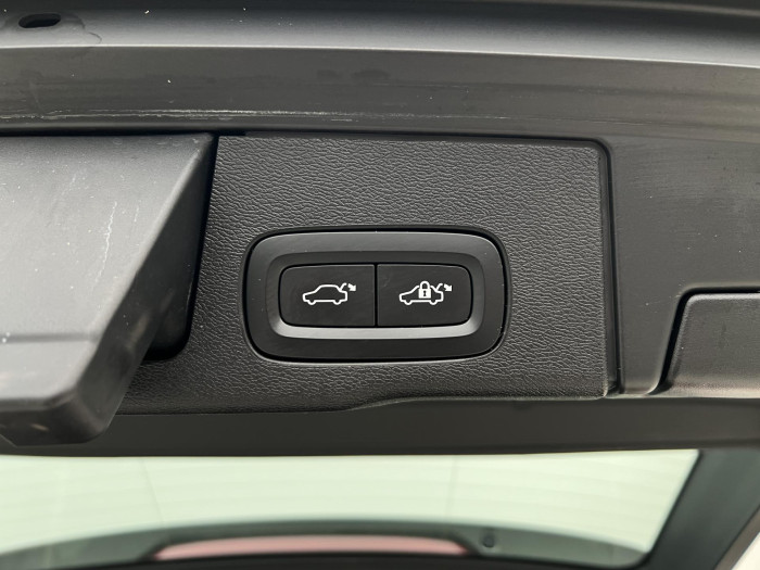 Volvo XC60 B5 AWD INSCRIPTION AUT