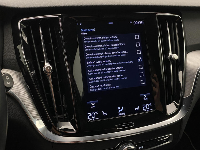 Volvo V60 B5 R-DESIGN AUT CZ