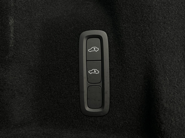 Volvo XC60 B5 AWD ULTRA BLACK EDITION AUT 2.0 Edition