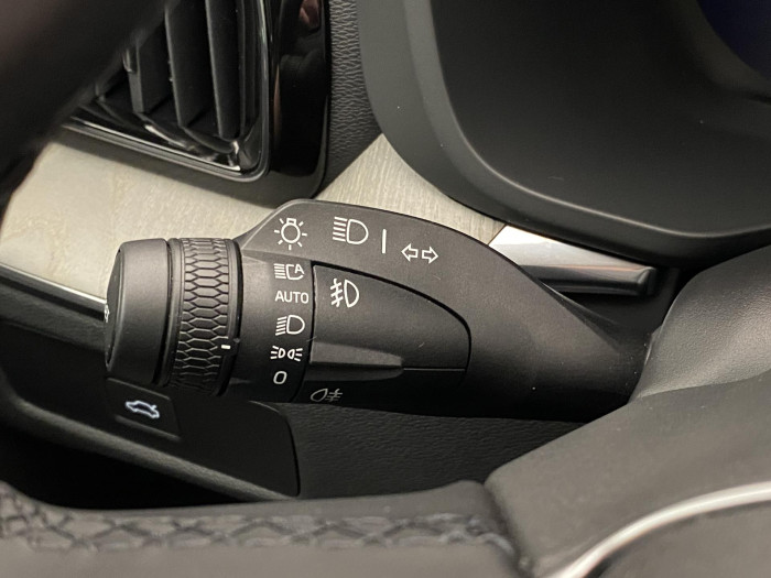 Volvo XC60 B5 AWD DARK PLUS AUT