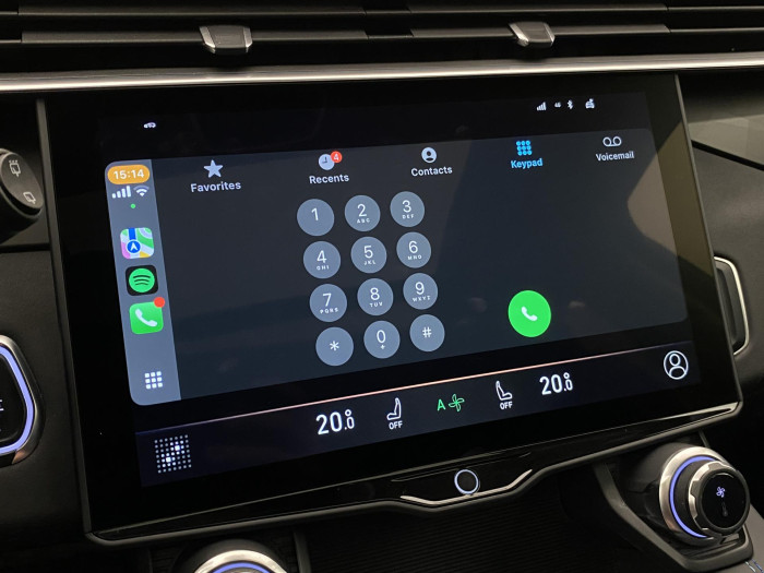 Lynk & Co 01 HEV DCT AUT 1.maj