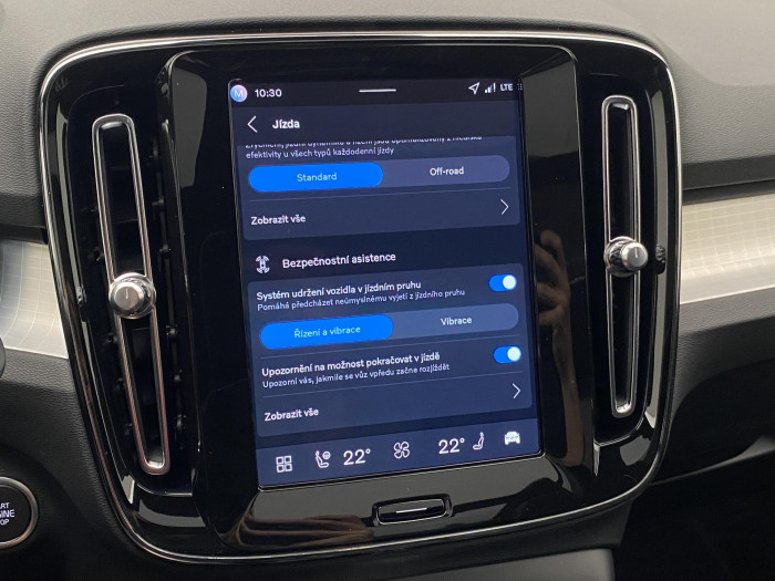 Volvo XC40 B3 AUT DARK PLUS