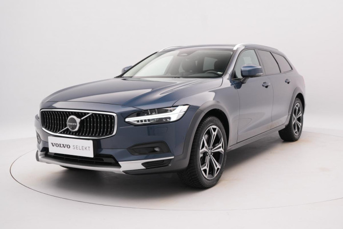 Volvo V90 CC B5 AWD ULTIMATE REZERVACE 2.0 CC CC