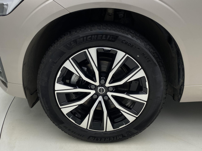 Volvo XC60 B5 AWD DARK PLUS AUT CZ