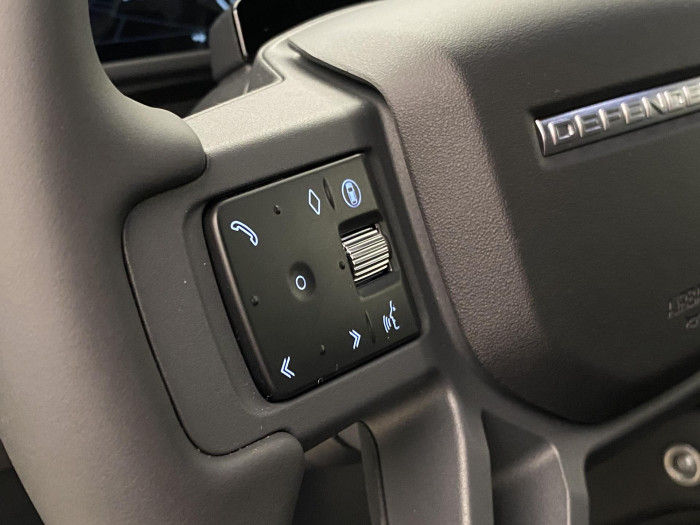 Land Rover Defender 110 X-DYNAMIC SE D250 3.0 d Dynamic SE