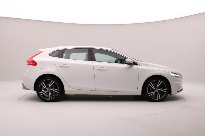 Volvo V40 T3 R-DESIGN AUT