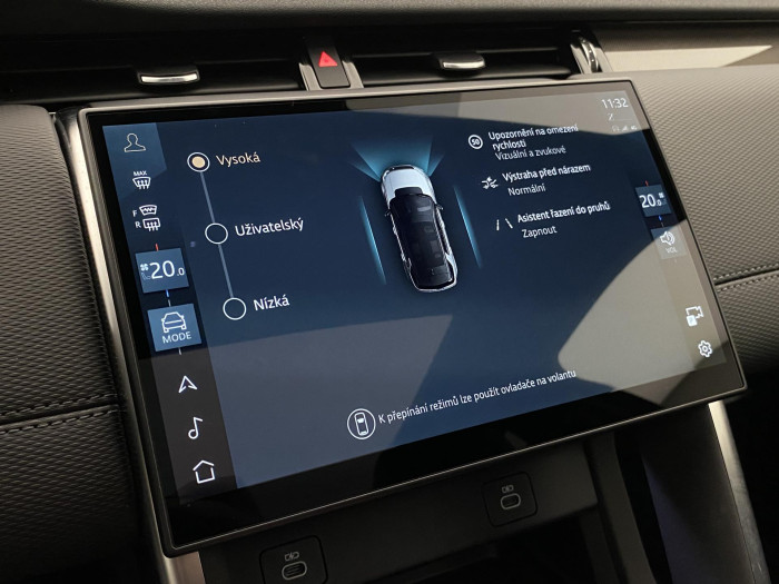 Land Rover Discovery Sport D200 DYNAMIC SE AWD AUT 2.0 d Dynamic SE