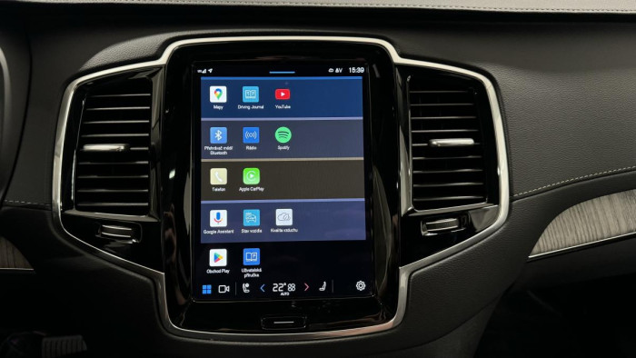 Volvo XC90 B5 AWD ULTIMATE REZERVACE