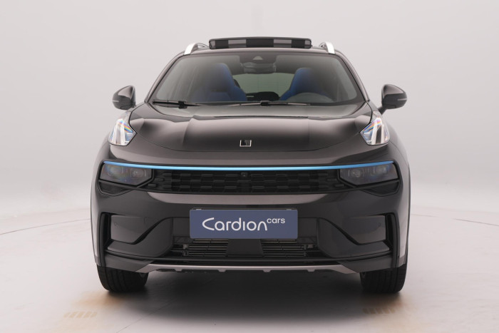 Lynk & Co 01 PHEV DCT AUT 1.maj