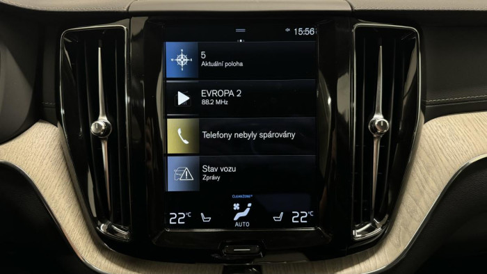 Volvo XC60 B5 AWD INSCRIPTION REZERVACE