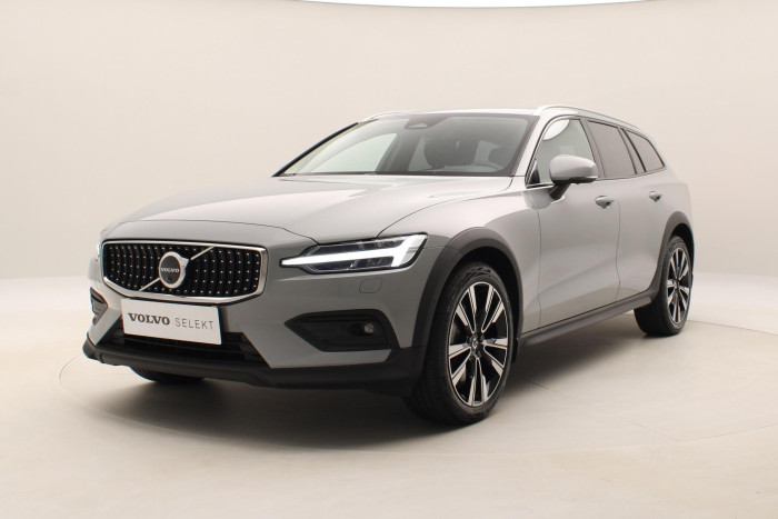 Volvo V60 CC B5 AWD PLUS AUT 1.maj