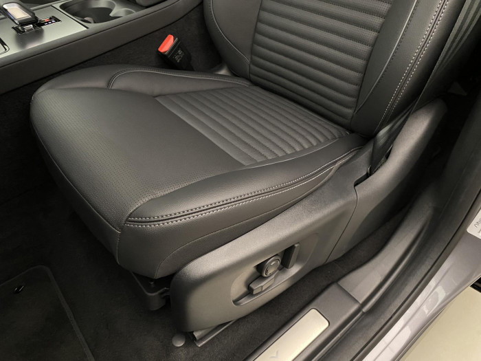 Land Rover Discovery Sport D200 DYNAMIC SE AWD AUT 2.0 d Dynamic SE