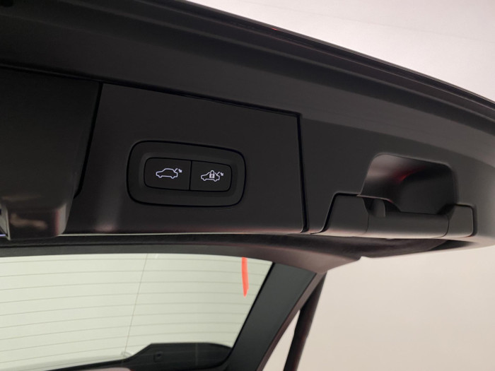 Volvo V90 B4 PLUS BRIGHT AUT CZ