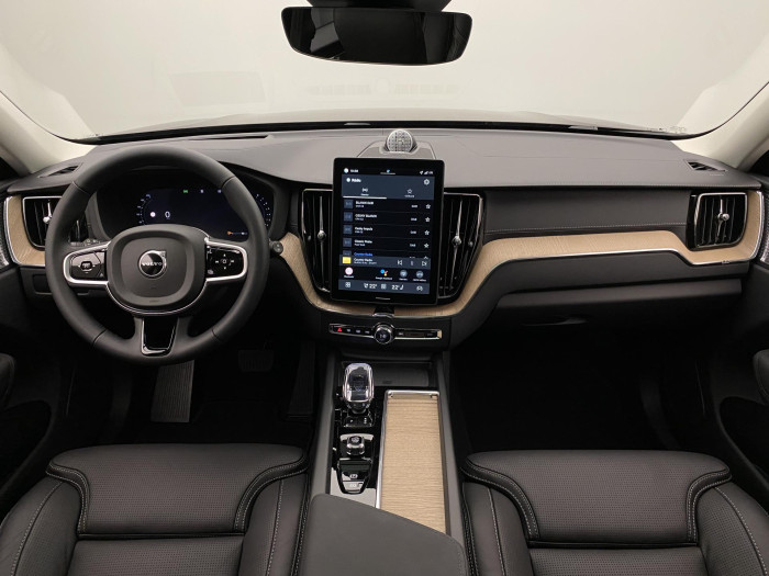 Volvo XC60 B5 AWD AUT DARK ULTRA