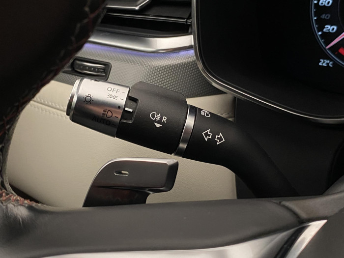 Jaguar F-Pace 5.0 V8 SVR AWD AUT REZERVACE 5.0 V8