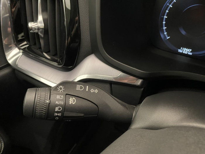 Volvo V60 D4 MOMENTUM 1.maj. REZERVACE 2.0 d Momentum