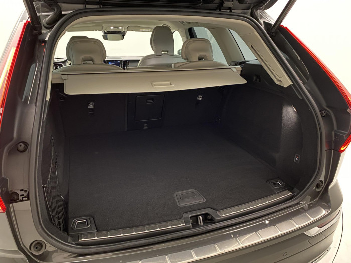 Volvo XC60 D4 AWD INSCRIPTION AUT CZ 2.0 d