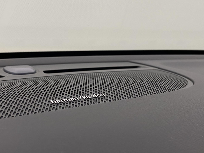 Volvo XC40 B3 DARK PLUS AUT CZ