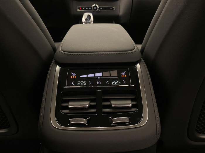 Volvo XC90 T8 AWD RECHARGE BRIGHT PLUS 7m