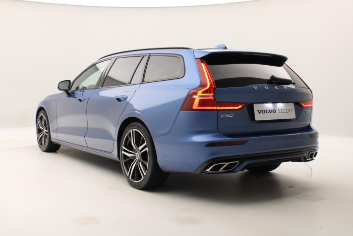 Volvo V60 T8 AWD R-DESIGN AUT REZERVACE