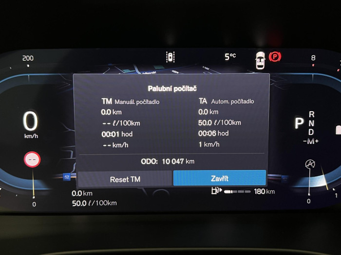 Volvo XC40 B3 ULTRA DARK AUT CZ 1.maj.