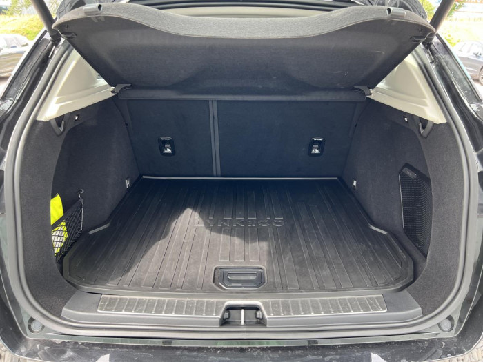 Lynk & Co 01 HEV Aut 1.maj.