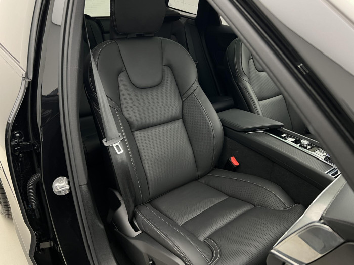 Volvo XC60 B5 AWD ULTRA BLACK EDITION AUT 2.0 Edition